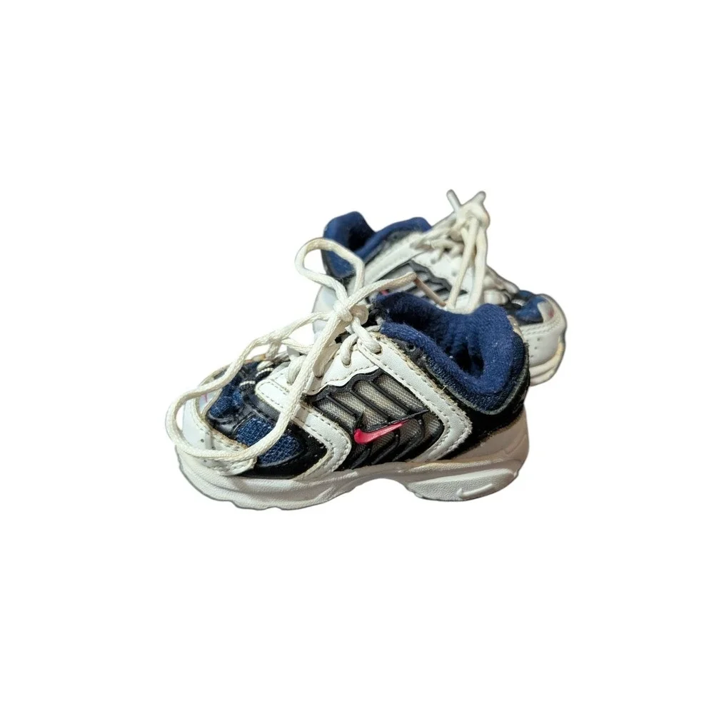 Vintage‎ Nike Attest 5 Shoes Size 3.5C Toddler Boys White Red Blue